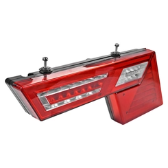 LANTERNA TRASEIRA SEM SAIA UNIVERSAL DE LED E UM CONECTOR DE 5 VIAS E TRÊS DE 2 VIAS COM DIRECIONAL SEQUENCIAL DO LADO ESQUERDO - LANT208-E