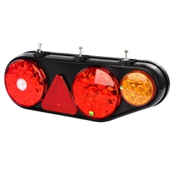 LANTERNA TRASEIRA COMPLETA DAS CARRETAS NOMA DE LED 24V COM TRIÂNGULO E CHICOTE DE 5 VIAS DO LADO DIREITO - LANT74-D
