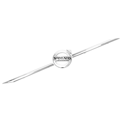 EMBLEMA TRANSVERSAL CROMADO COM FRISO DO MEIO DA GRADE FRONTAL DA CABINE DO VOLVO - EMBL47