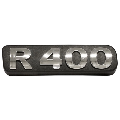 EMBLEMA DE POTÊNCIA R400 DA GRADE FRONTAL DO SCANIA CROMADO - EMBL52